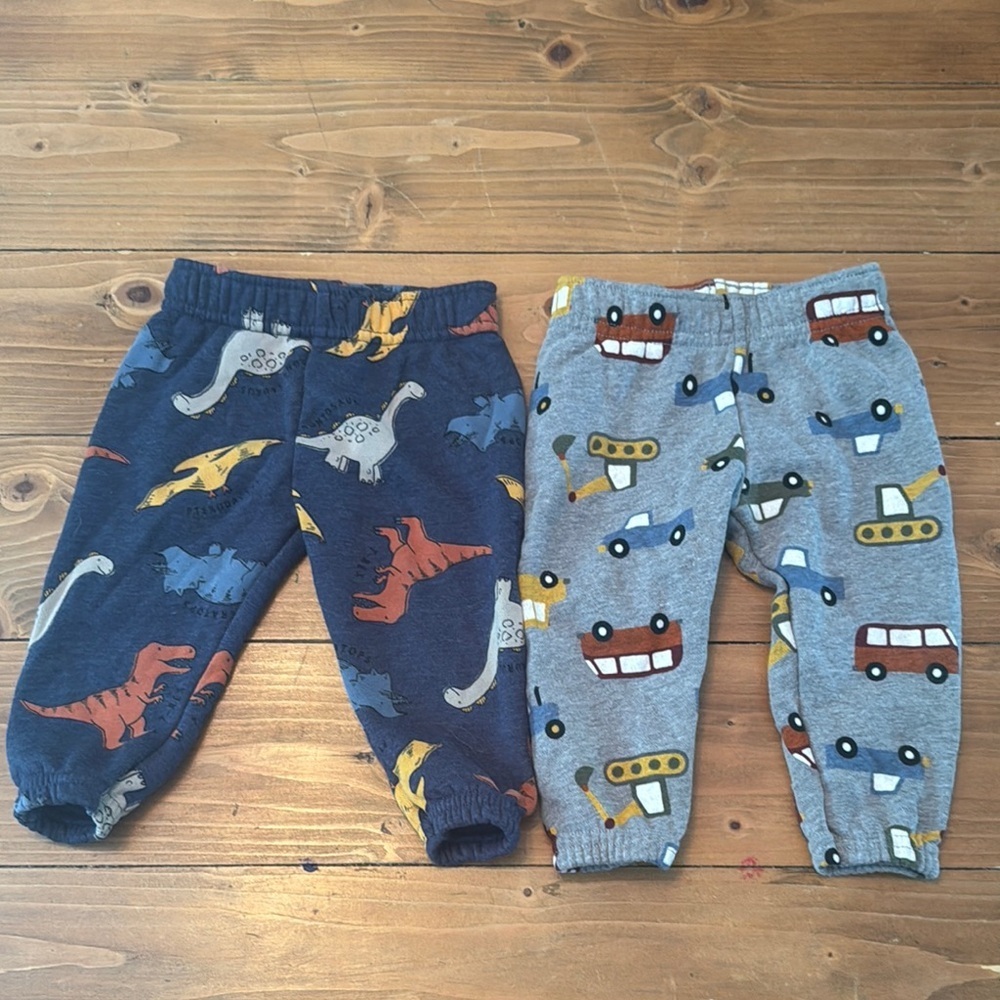Garanimals 6-9 months‎ sweatpants dinosaurs and trucks